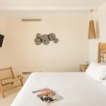 Veneta & Villa