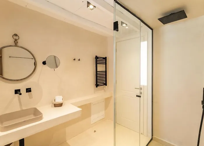 Veneta & * Mykonos Town