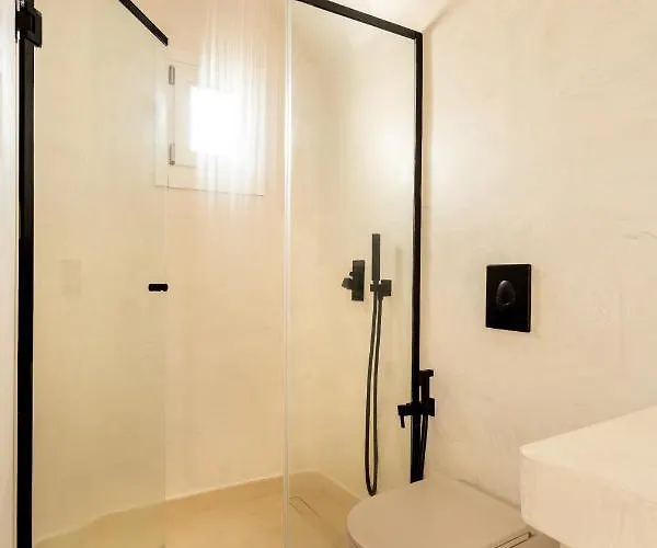 Veneta & Mykonos Town