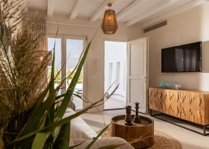 Villa Veneta & Mykonos Town